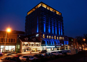  The Holman Grand Hotel  Шарлоттаун